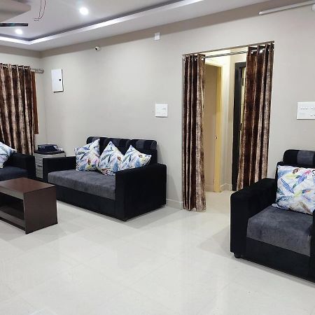Rahul'S Castle Guest House Вишакхапатнам Экстерьер фото
