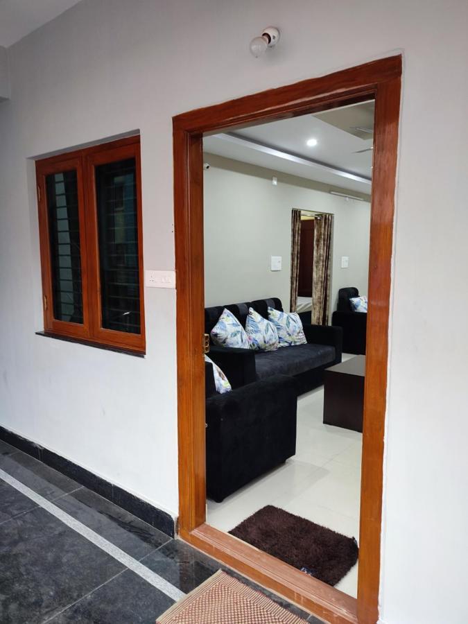 Rahul'S Castle Guest House Вишакхапатнам Экстерьер фото